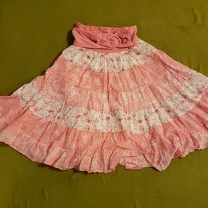 Girls skirt size med.